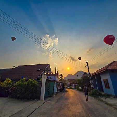 Saphaothong Guesthouse Vang Vieng Exterior foto