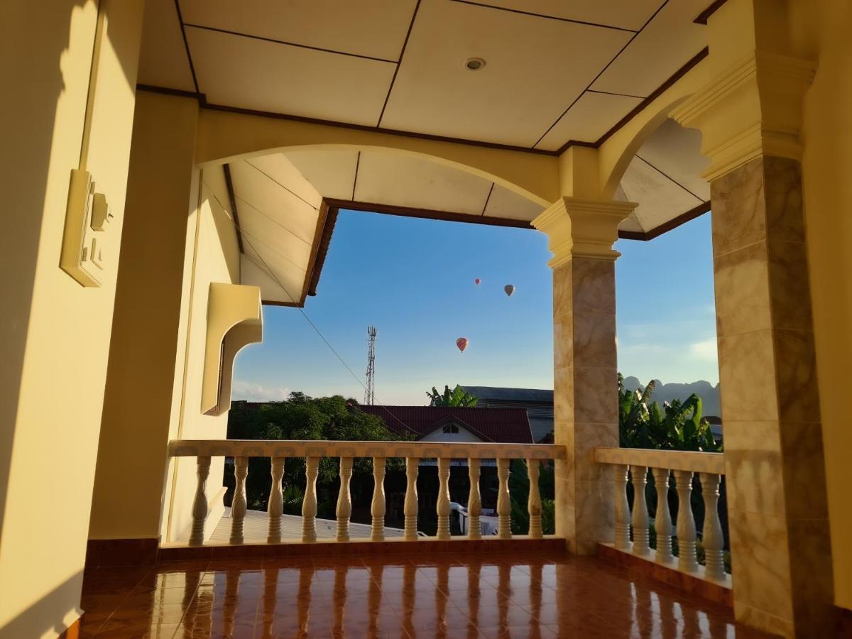 Saphaothong Guesthouse Vang Vieng Exterior foto