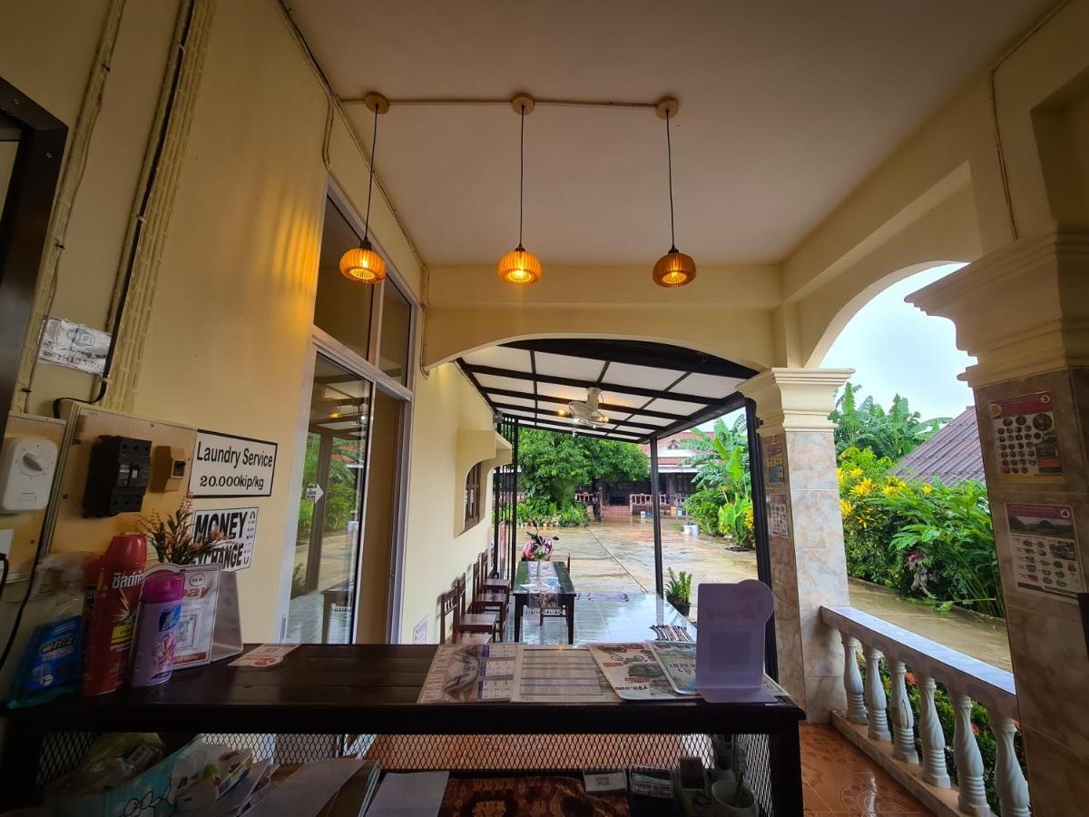 Saphaothong Guesthouse Vang Vieng Exterior foto